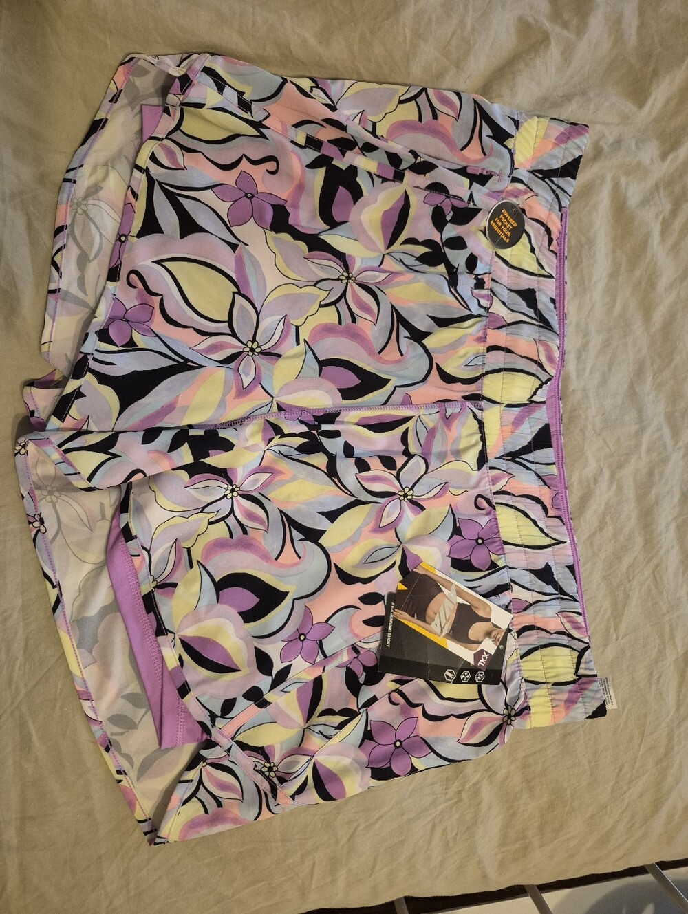 Avia NEW WITH TAGS Women’s Floral Print Athletic Shorts